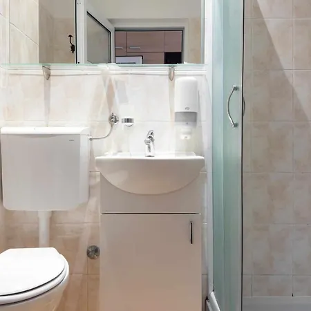 Kafana Zlatna Ribica Appartement Golubac