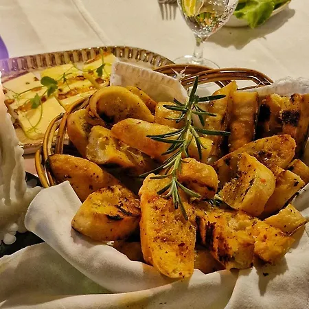 Kafana Zlatna Ribica Appartement Golubac