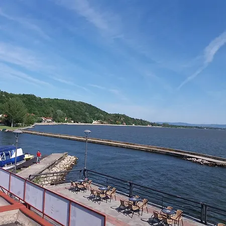 Zlatna Ribica * Golubac
