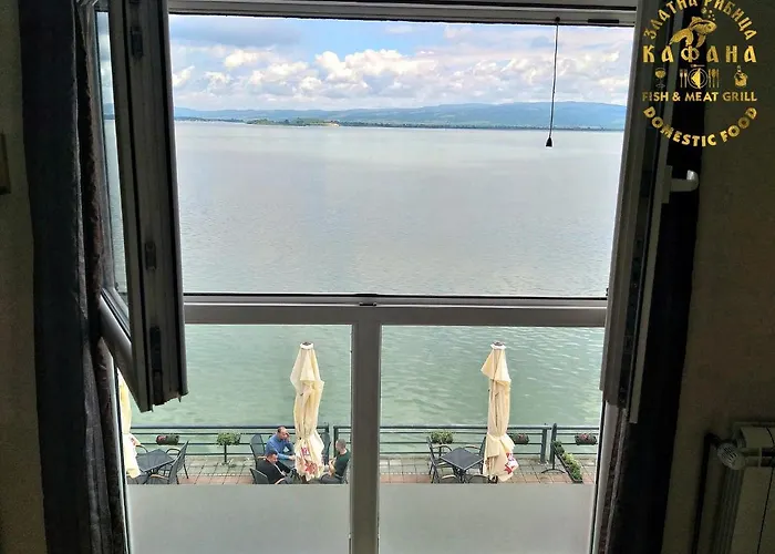 Lejlighed Kafana Zlatna Ribica