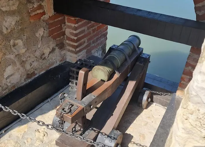 Kafana Zlatna Ribica Apartment Golubac