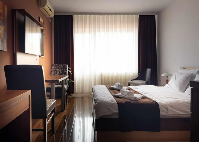 Kafana Zlatna Ribica Golubac