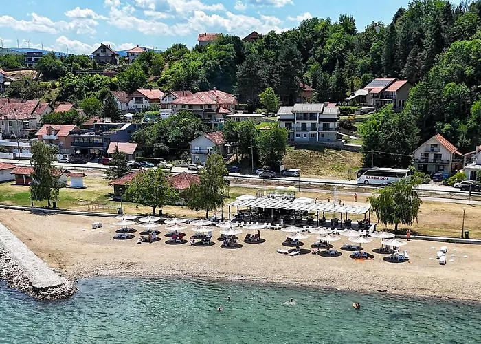 Kafana Zlatna Ribica *