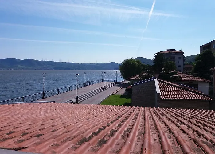 Kafana Zlatna Ribica * Golubac