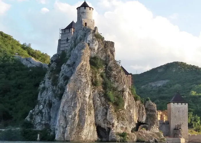 Kafana Zlatna Ribica Lejlighed